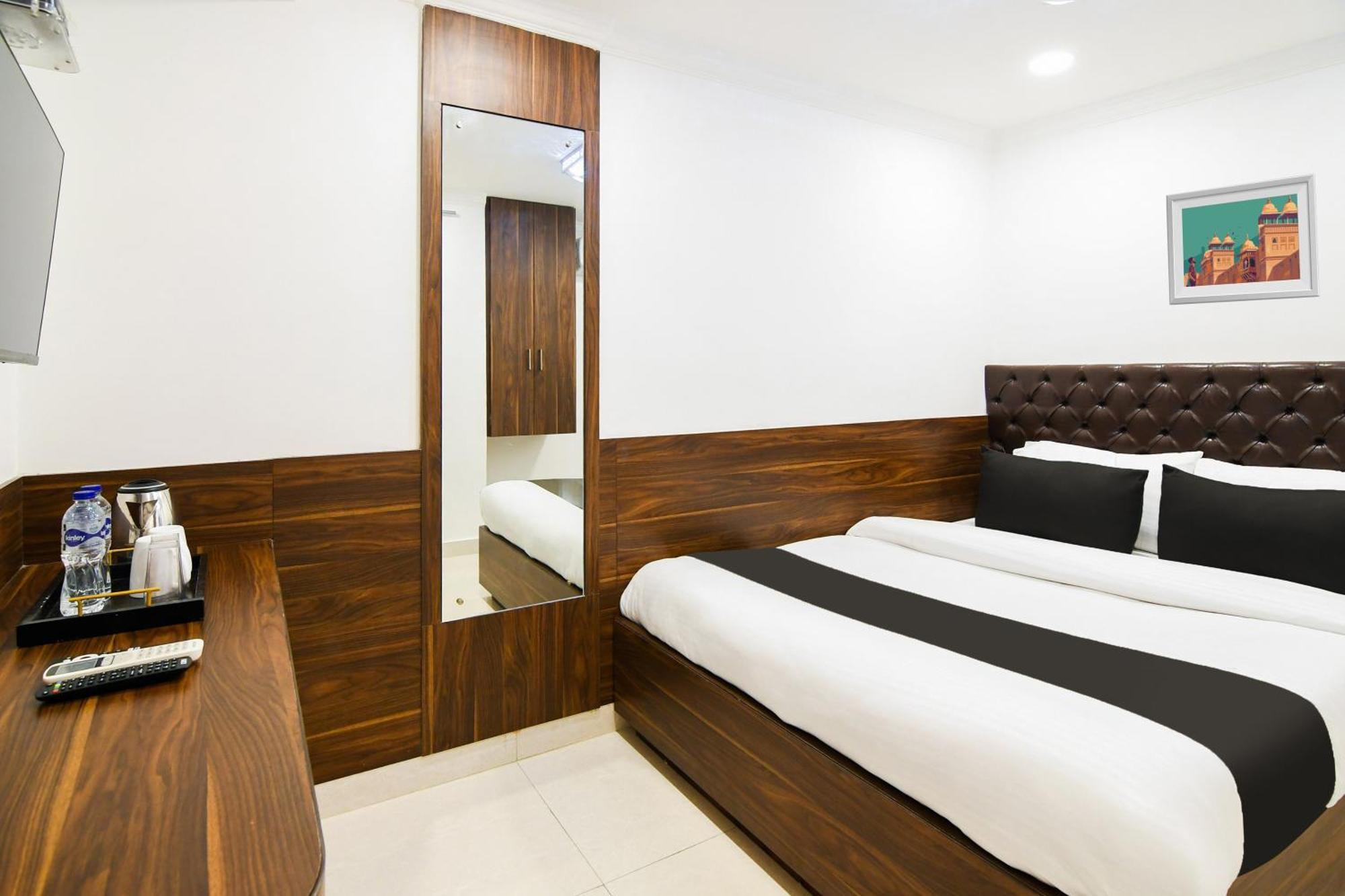 Super Hotel O Eminent Hotel Καλκούτα Εξωτερικό φωτογραφία