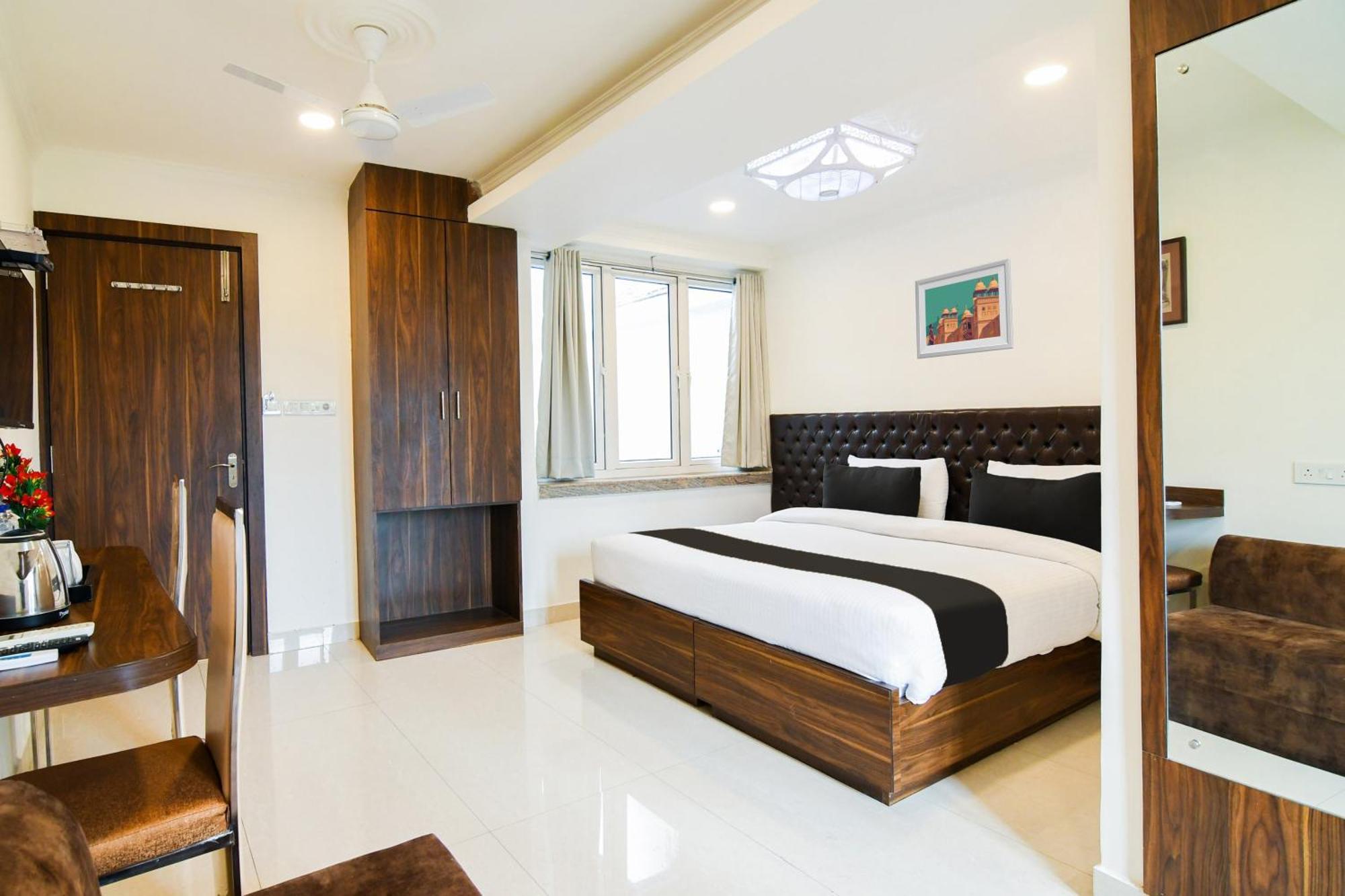Super Hotel O Eminent Hotel Καλκούτα Εξωτερικό φωτογραφία