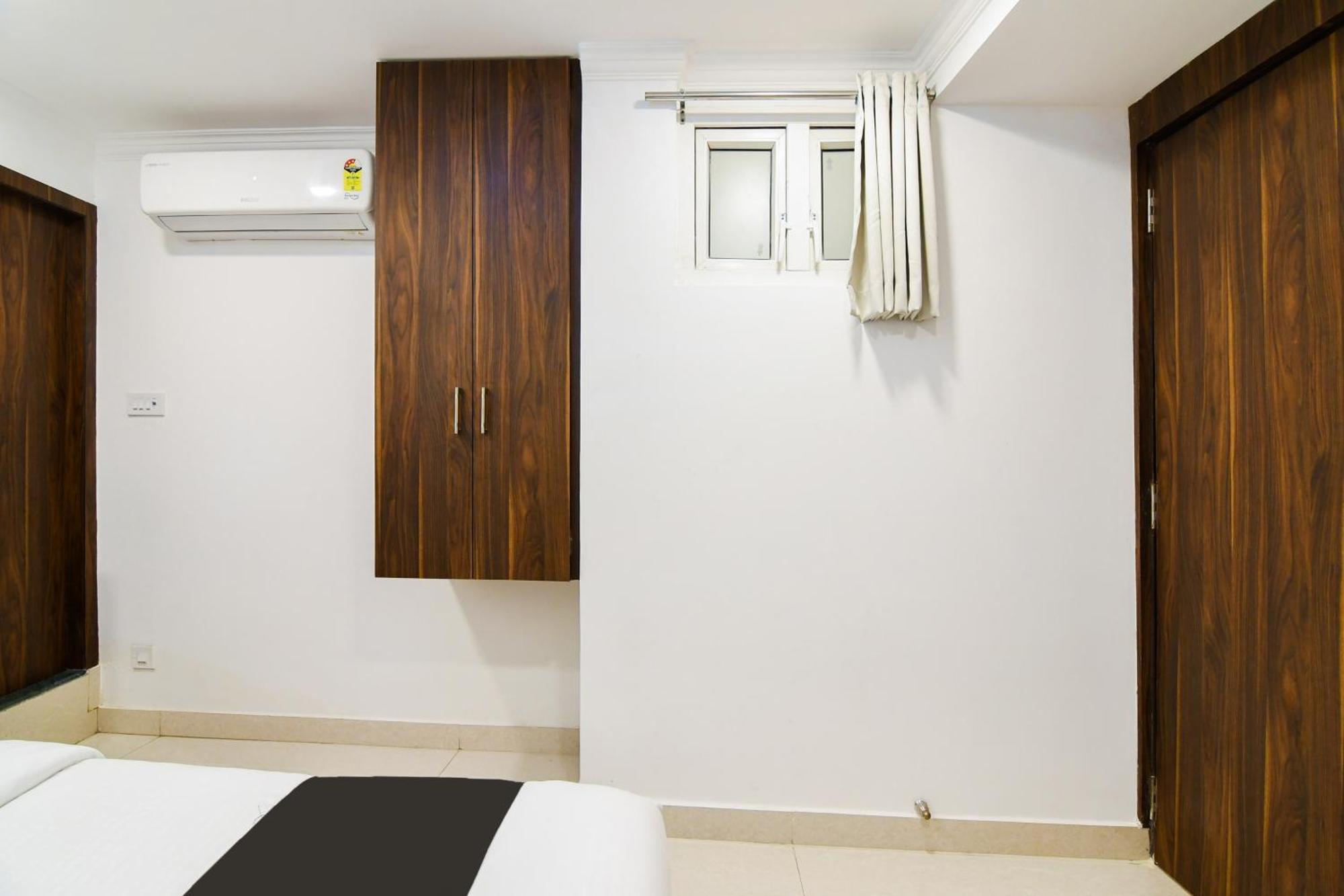 Super Hotel O Eminent Hotel Καλκούτα Εξωτερικό φωτογραφία