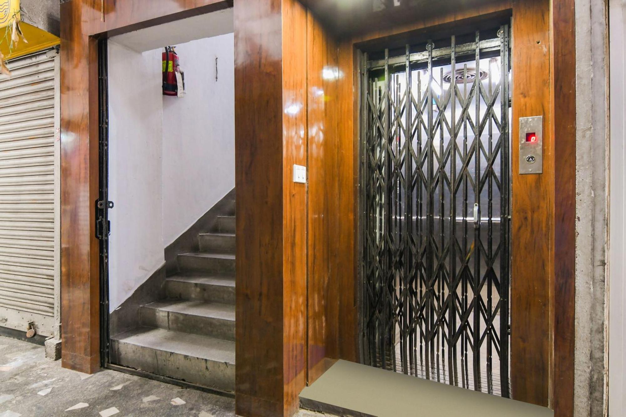 Super Hotel O Eminent Hotel Καλκούτα Εξωτερικό φωτογραφία